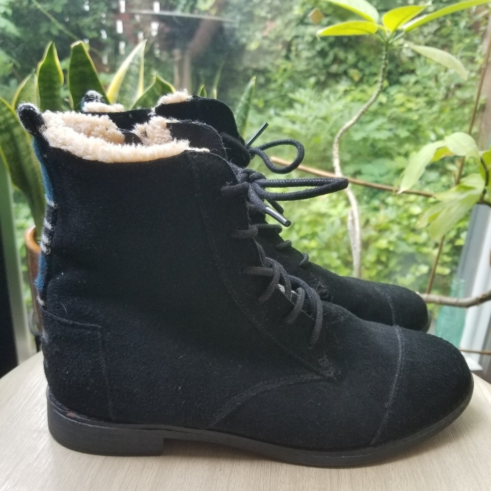 TOMS Alpa Boots Black, 7.5 US 38 EU Faux Fur Lined